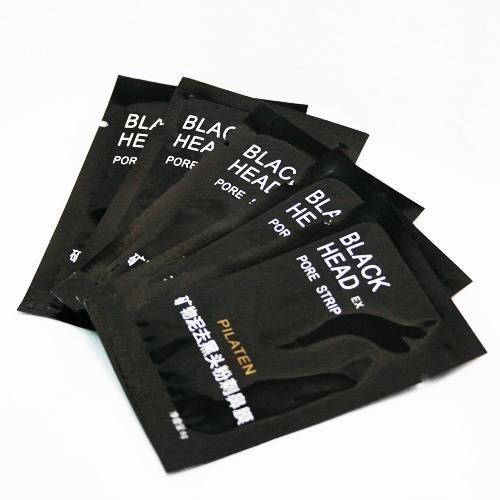 На фото: Pilaten Black mask head